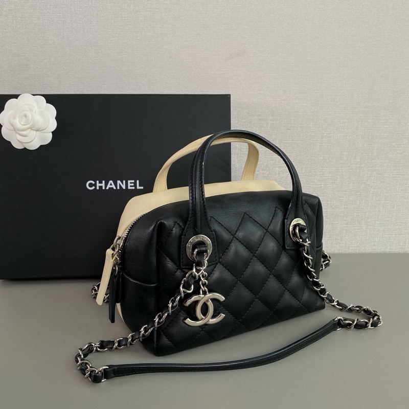 ✨Chanel mini黑白雙色保齡球包  2way🤍-4