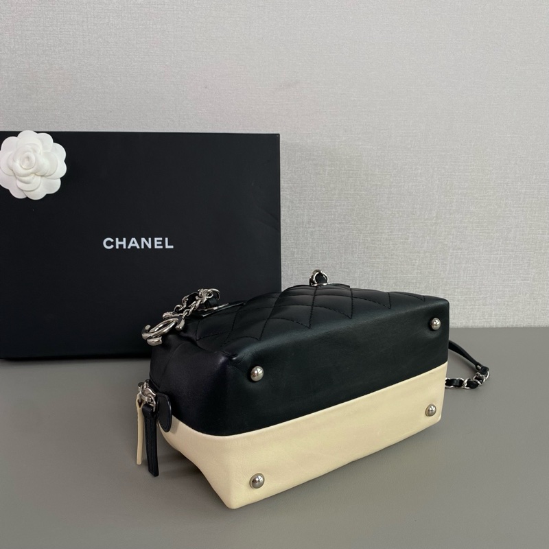 ✨Chanel mini黑白雙色保齡球包  2way🤍-8