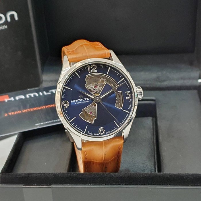 【大眾名錶】HAMILTON漢米爾頓 HM-H32705541 JazzMaster系列 藍面 2018/08 底蓋裸空 B1204-3