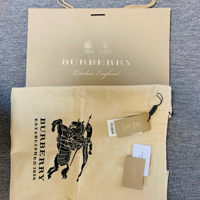 Burberry 焦糖色皮革軍旅後背包 (經典黑/M號)-16