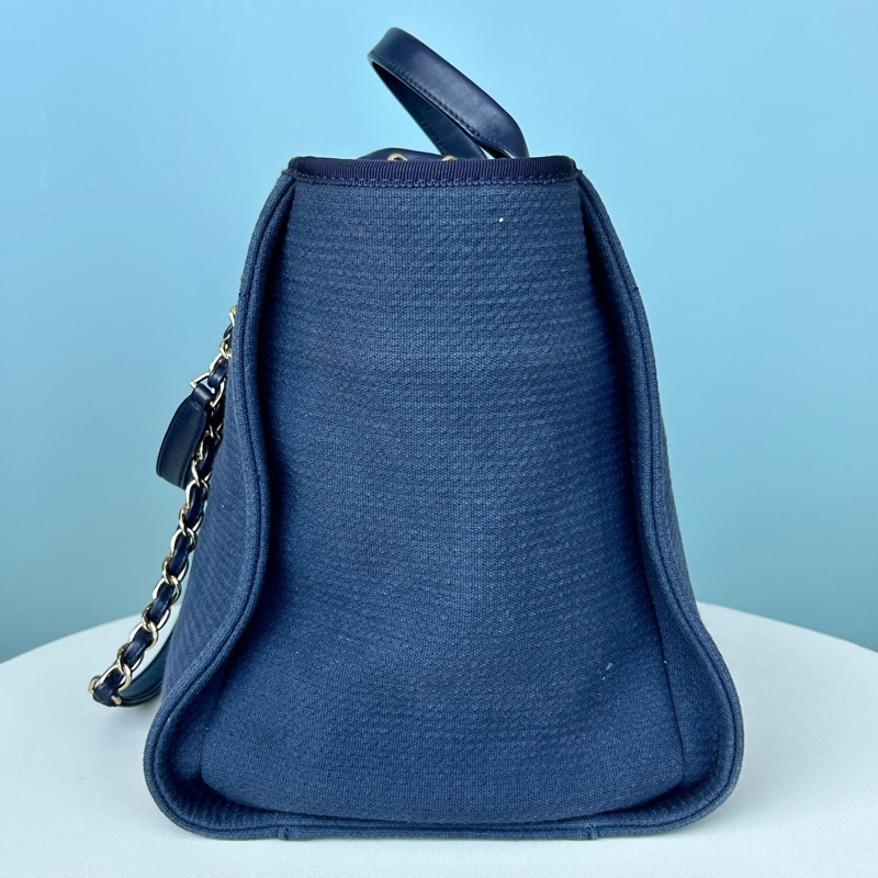 Chanel香奈兒芯片款藍色大號沙灘包托特包,底長39釐米-2