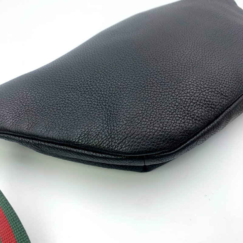 Gucci 古馳黑色牛皮印花胸包,Print系列,斜背包,古馳,楊冪,蔡依林同款,二手真品,正品,現貨,免運-17