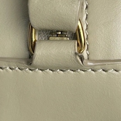 Celine賽琳凱旋門logo月餅包斜挎包，底長16釐米，附件盒子小票。-11