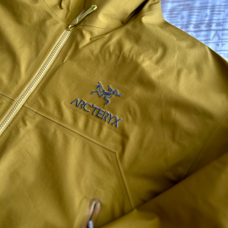 Arcteryx  始祖鳥男用Beta 防水外套 M-3