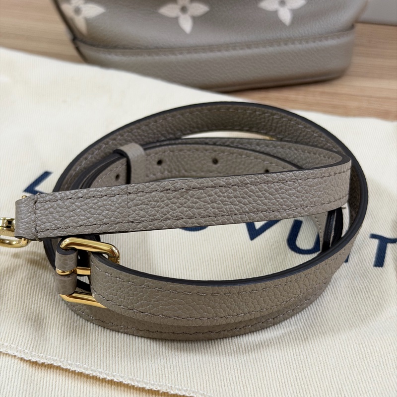 2025年 新款 LV nano noe 迷你水桶包 大象灰-18