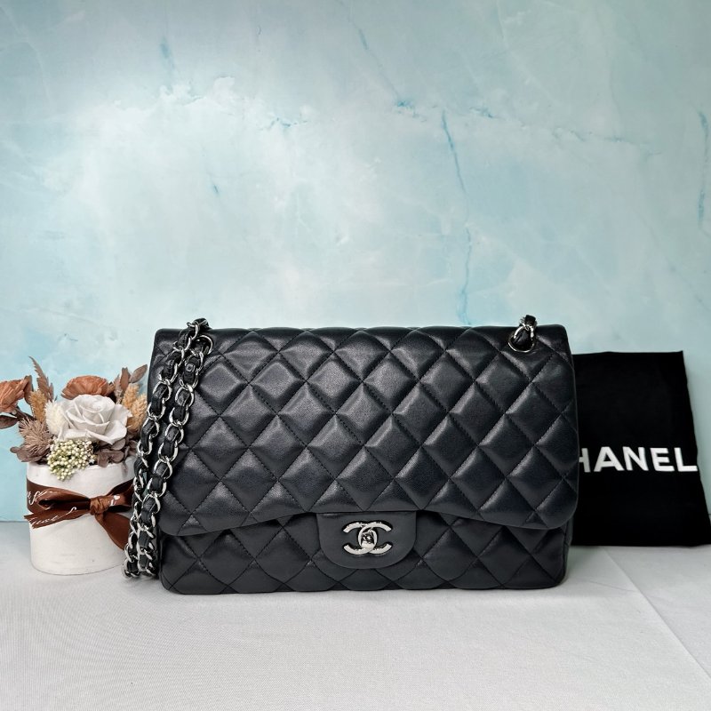 CHANEL 黑銀羊CF30-0