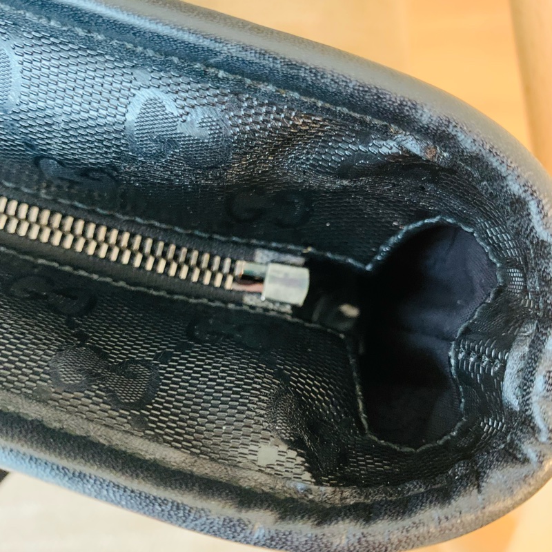 Gucci GG Imprime 托特包 亮面Logo壓紋黑色-11