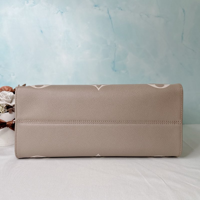 LV OnTheGo MM托特包-7