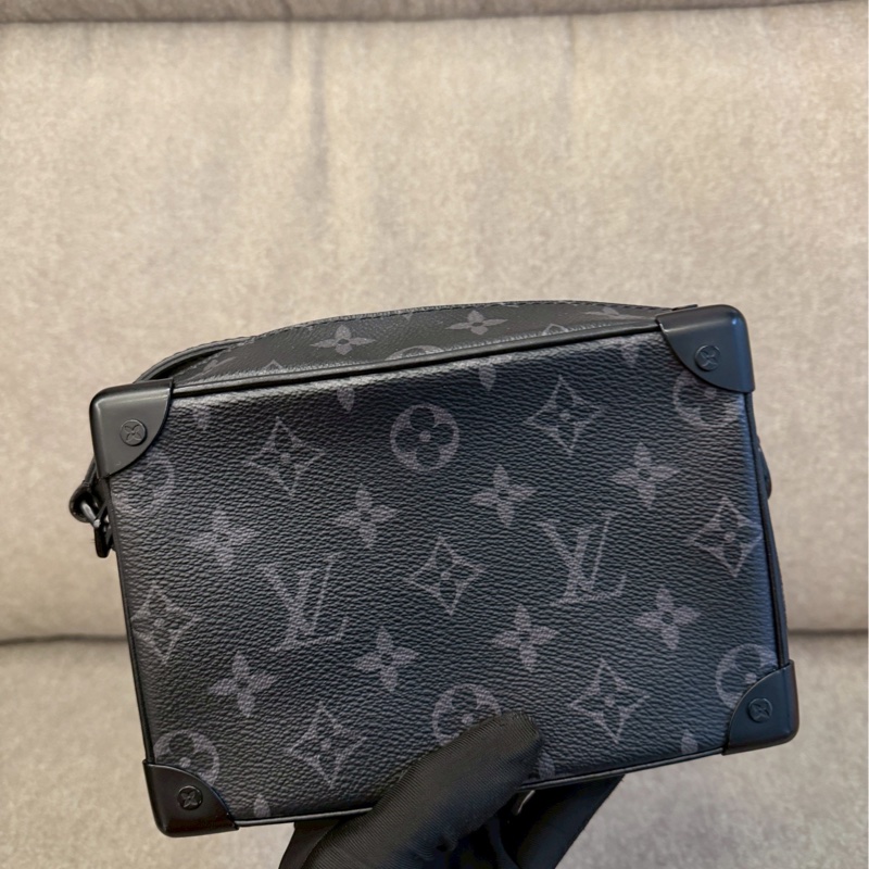 LV黑老花soft trunk-4