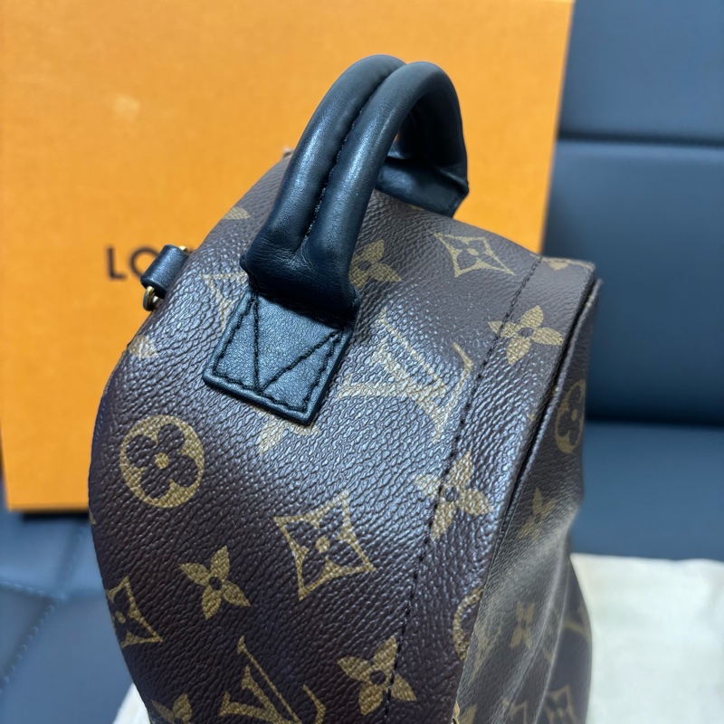 LV老花小書包-4
