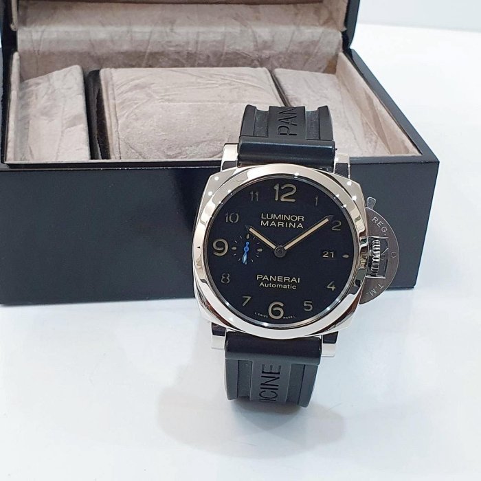 【大眾名錶】PANERAI 沛納海 Luminor系列 PAM01359 黑面 菸草三明治面盤 藍色小秒針 原廠膠帶 B1180-1