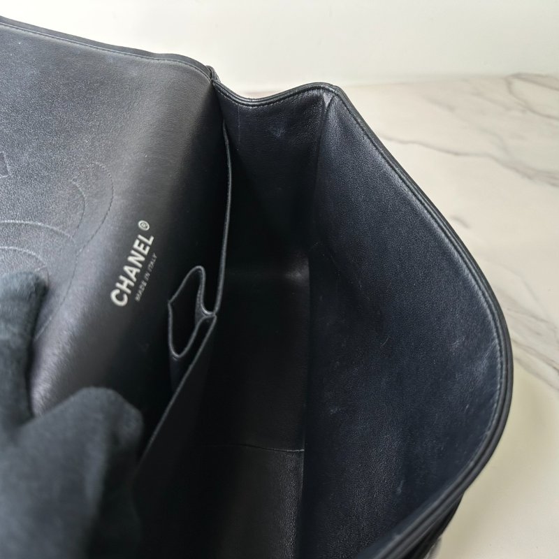 CHANEL CF30黑銀鏈帶包-6