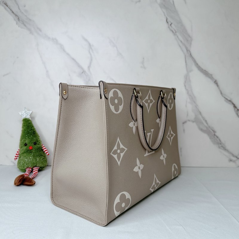 LV OnTheGo MM雙色托特包-3