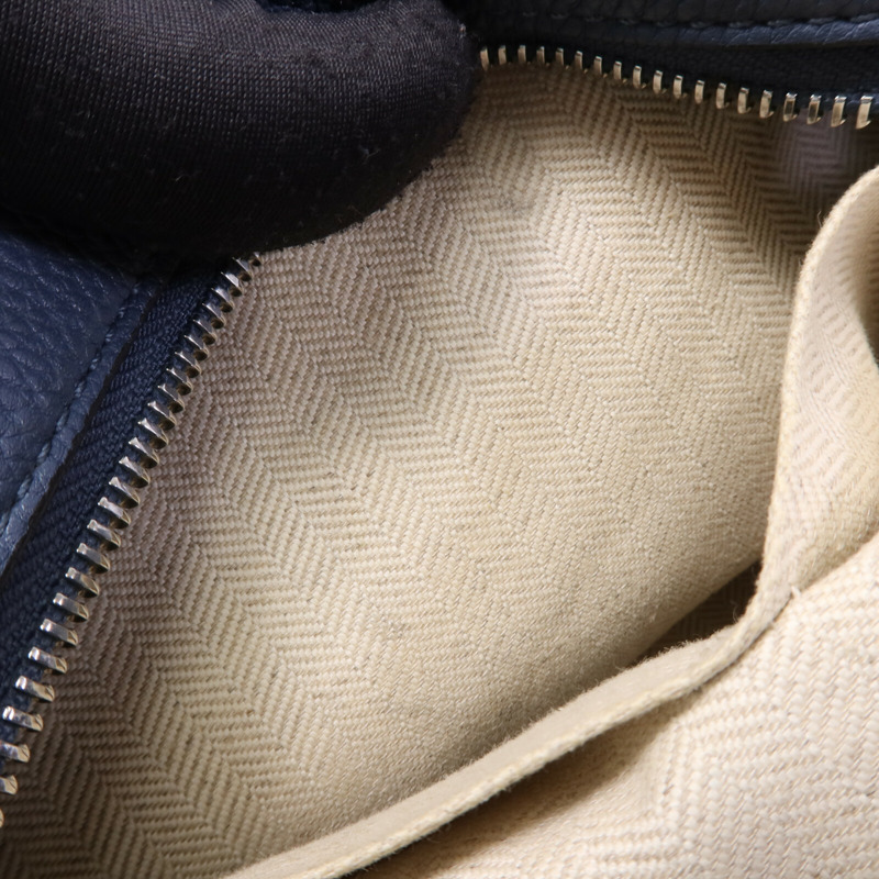 LOEWE 牛皮皮革Puzzle Medium銀扣手挽肩背兩用袋-16