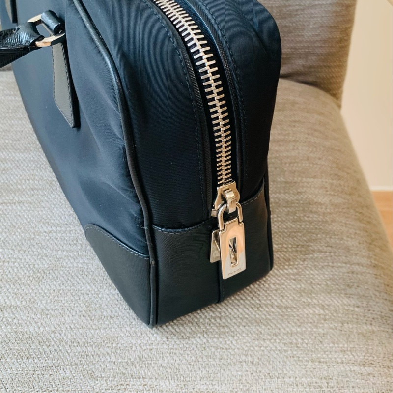 Prada手提肩背包 黑色尼龍 保齡球包-10