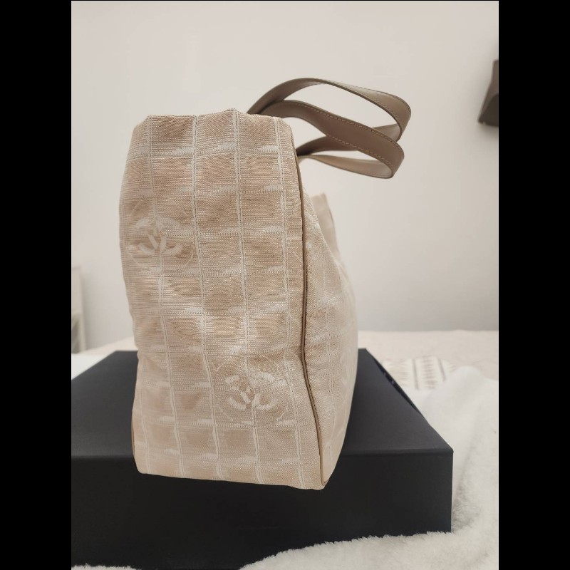 香奈兒托特包. 14999入手香奈兒，容量大，2個大內袋-3