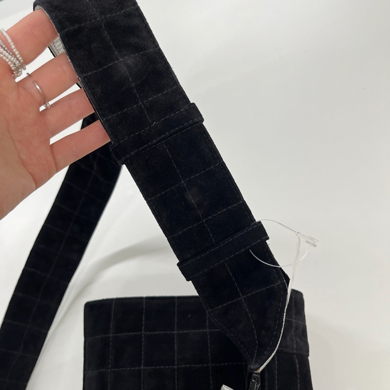 「JL精品代購」Chanel香奈兒 冰格麂皮 2.55 寬肩帶單肩包-19