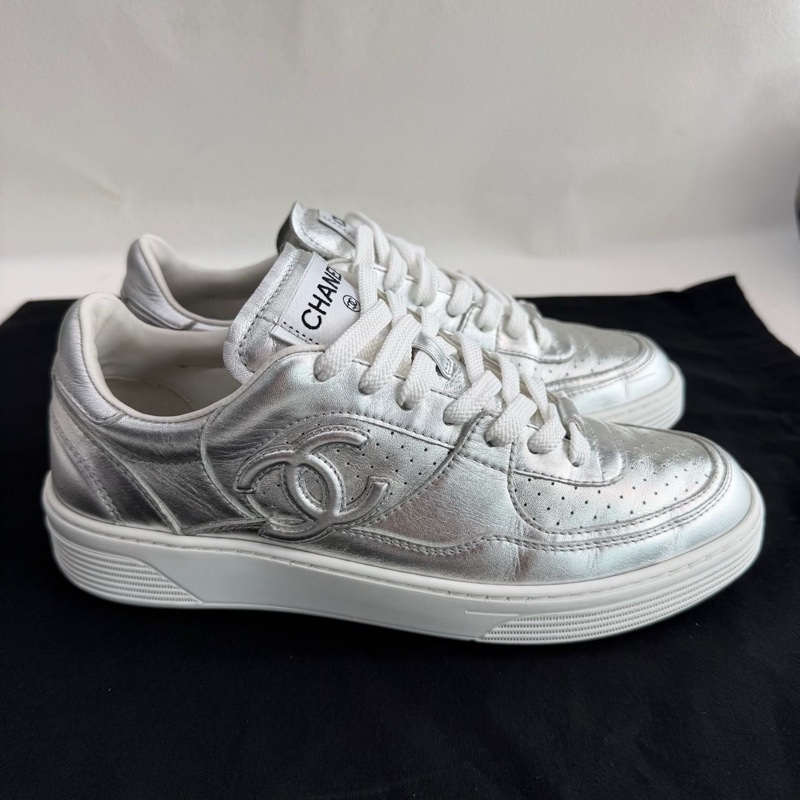 CHANEL香奈兒 空軍一號 雙C大logo 鐳射銀配色 38碼-3