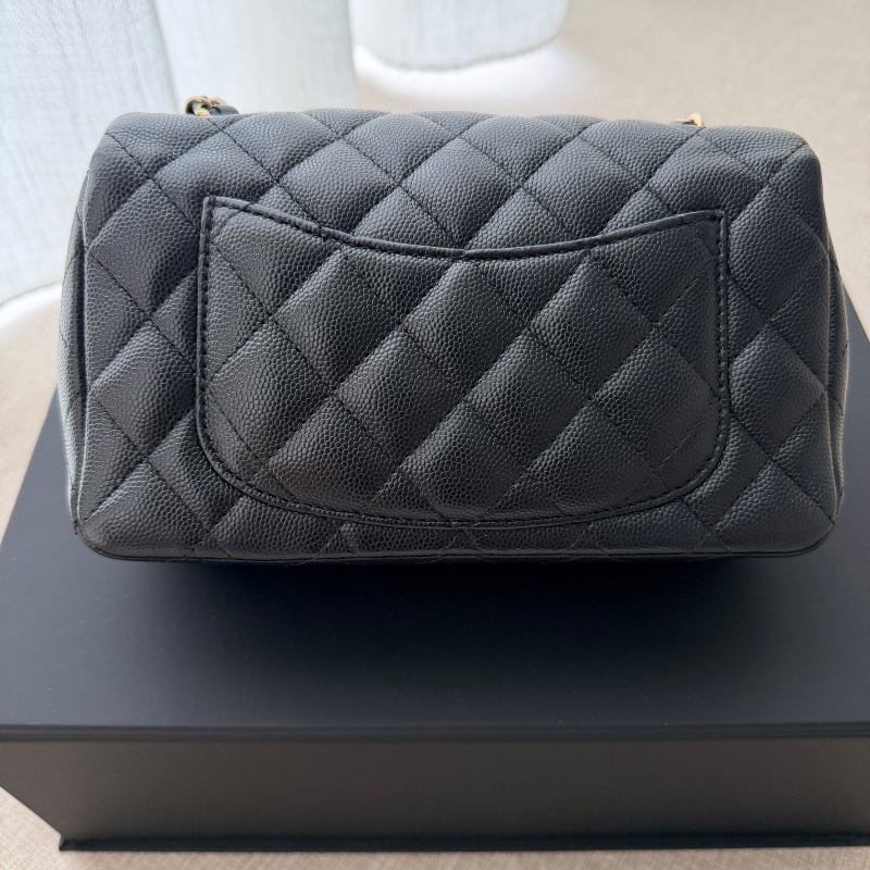 Chanel CF20 minicoco20 「現貨」絕版荔枝魚子醬牛皮配金釦！20公分超人氣經典款 最耐用有質感的皮革  9新  配件：紙盒、塵套-6