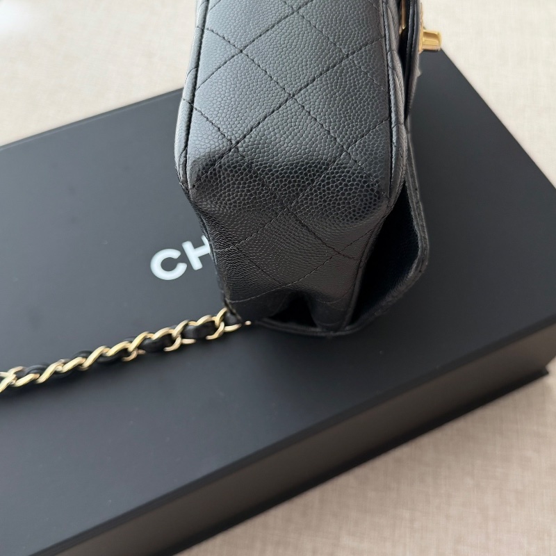 Chanel CF20 minicoco20 「現貨」絕版荔枝魚子醬牛皮配金釦！20公分超人氣經典款 最耐用有質感的皮革  9新  配件：紙盒、塵套-11