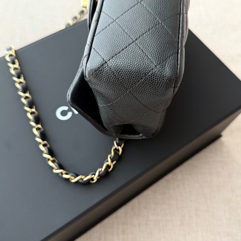 Chanel CF20 minicoco20 「現貨」絕版荔枝魚子醬牛皮配金釦！20公分超人氣經典款 最耐用有質感的皮革  9新  配件：紙盒、塵套-12