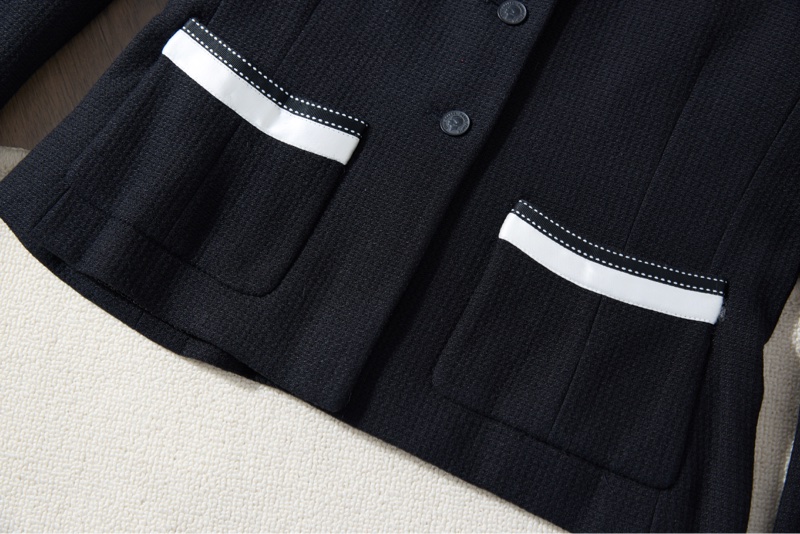 CHANEL黑白撞色西裝外套-1