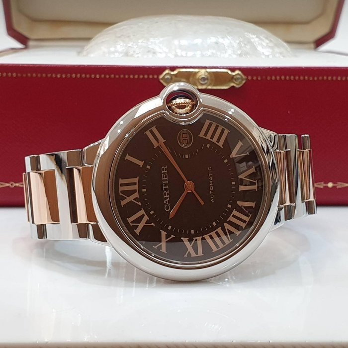 【大眾名錶】Cartier卡地亞 W6920032 藍氣球系列 半玫瑰金 巧克力面 羅馬時標 日期窗 蝴蝶扣 錶徑42mm B1210-4
