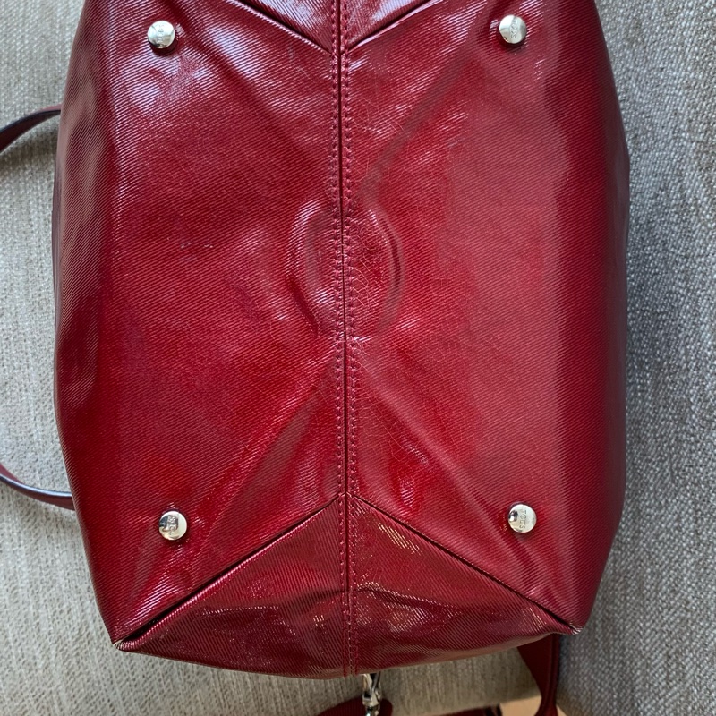 TOD’S FLOWER系列金屬LOGO牛皮飾邊亮漆皮帆布磁釦三層兩用包(中-紫紅)-5