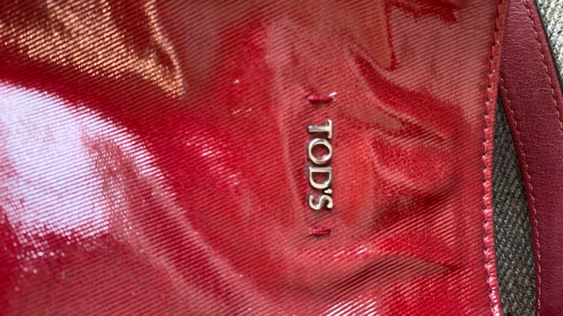 TOD’S FLOWER系列金屬LOGO牛皮飾邊亮漆皮帆布磁釦三層兩用包(中-紫紅)-8