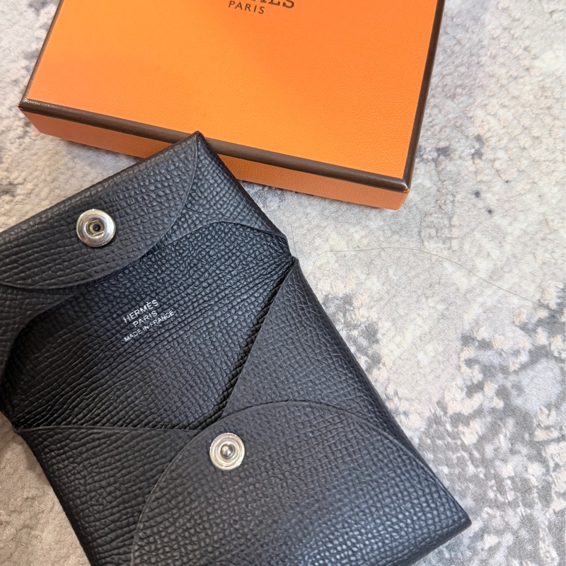專櫃💯愛馬仕 Hermès BASTIA 89 NOIR Epsom 黑色經典零錢包 男女皆適用 送禮自用兩相宜-3