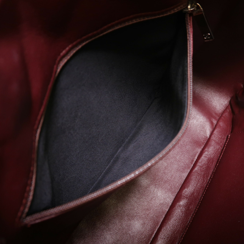 CHANEL 羊皮皮革Chain Shoulder銀扣鏈帶肩背袋-4