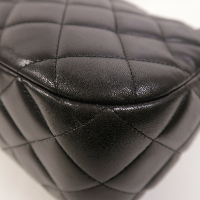 CHANEL 羊皮皮革Chain Shoulder銀扣鏈帶肩背袋-10