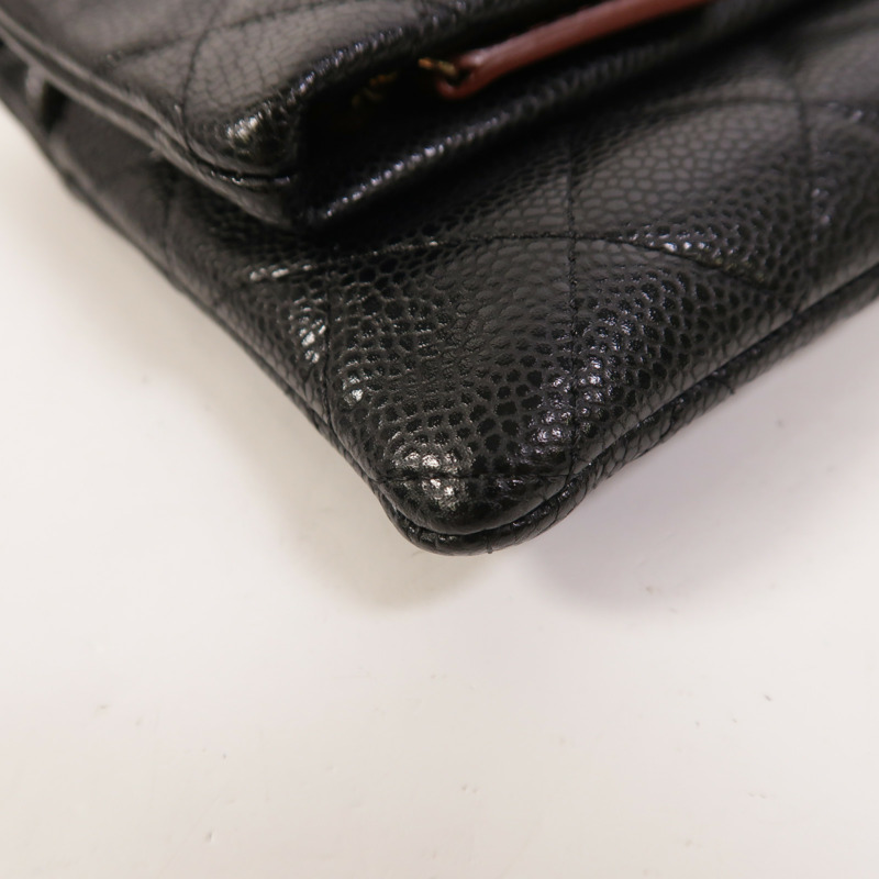 CHANEL 牛皮皮革Clutch金扣手拿包-11