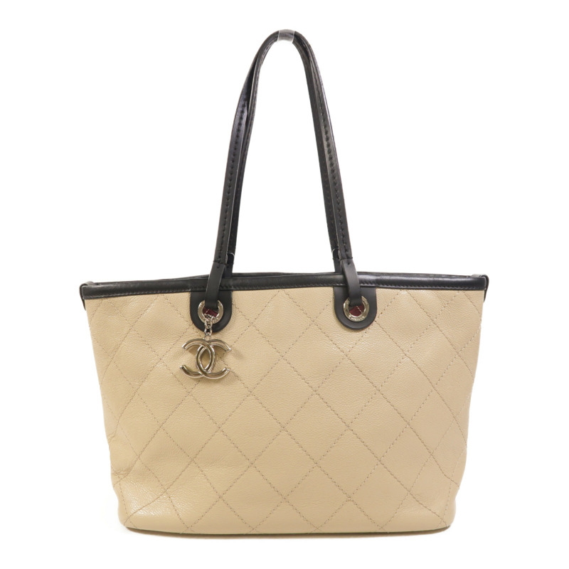CHANEL 牛皮皮革Tote Bag銀扣肩背袋-1