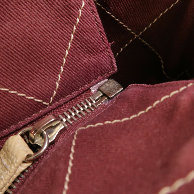 CHANEL 牛皮皮革Tote Bag銀扣肩背袋-14