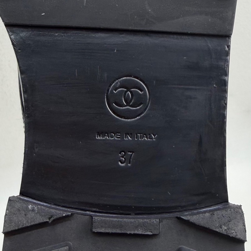 chanel香奈兒 油蠟皮珍珠馬丁靴 黑色珍珠短袖 37碼-5