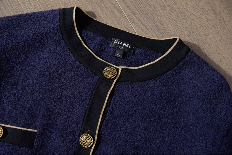 CHANEL拼色短款外套-4