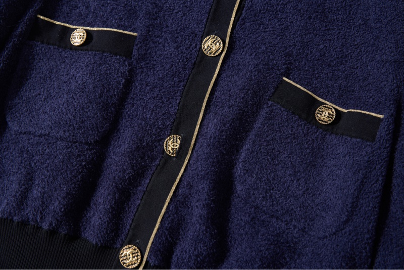 CHANEL拼色短款外套-5