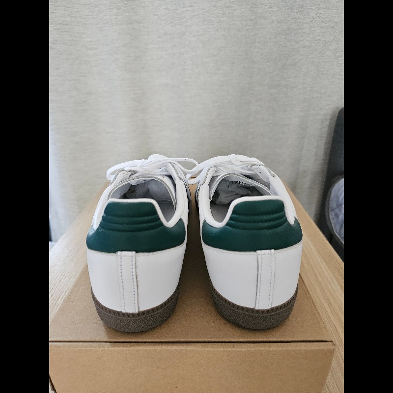 Adidas 愛迪達 Samba OG 男鞋 白綠焦
糖底
Size US13-3