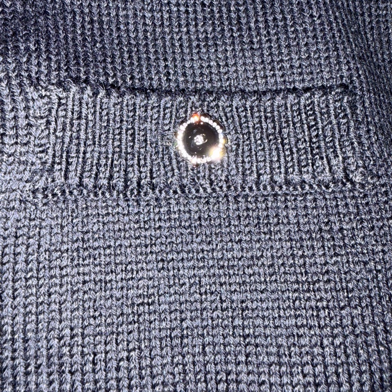 Chanel羊毛真絲黑色及膝裙-14