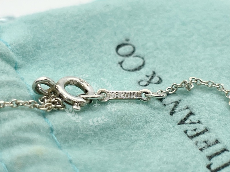 ~~趴趴小舖~~極新正品Tiffany &Co  Loving Heart愛心項鍊配件齊全260401251-10