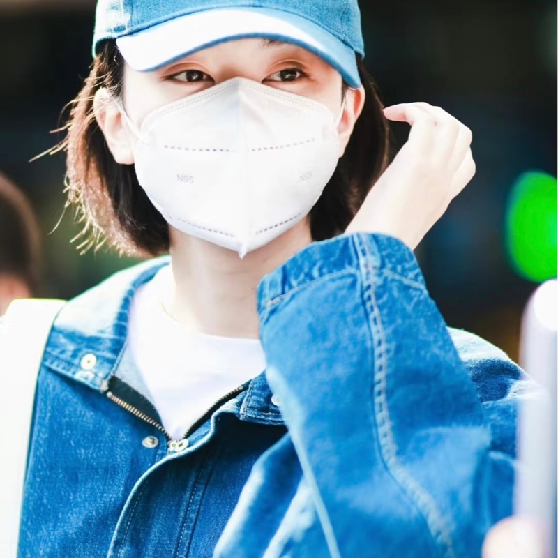 CELINE馬車刺繡棒球帽-1