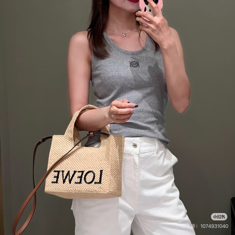莉亞精品♡ Loewe 手提斜背草編包 二手美包-1