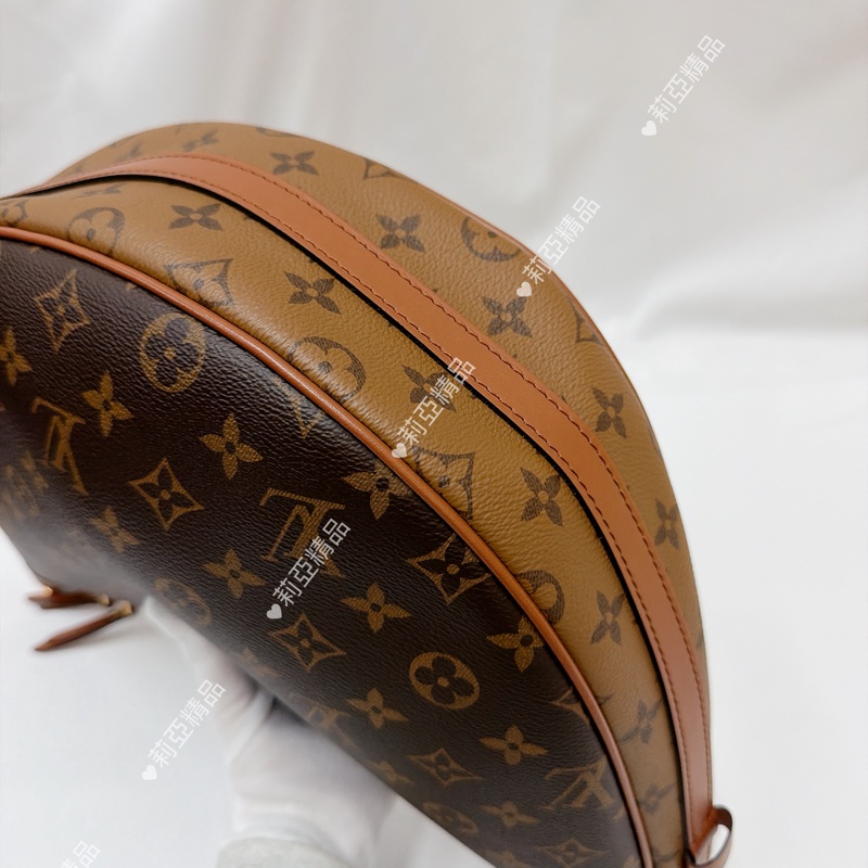 莉亞精品♡LV loop hobo 九新美包-9