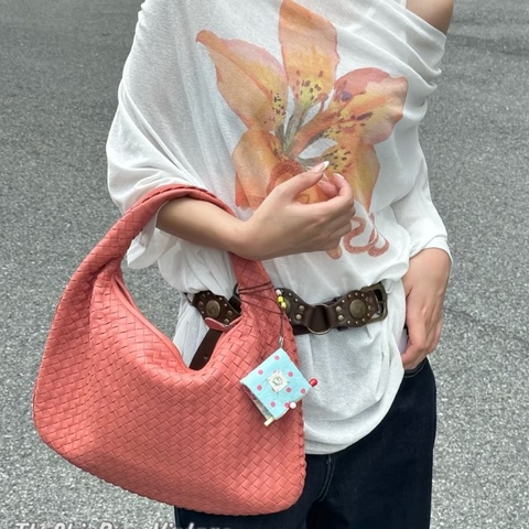 【清爽西柚粉🍉🍊容量感動✨】BV BOTTEGA VENETA西柚粉Intrecciato Hobo 編織包|和尚包|單肩包｜手提包 中號