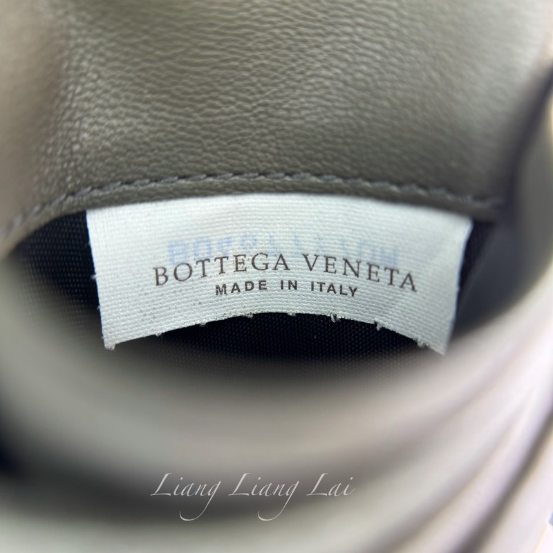 BOTTEGA VENETA BV橄欖綠小羊皮對開短夾-2