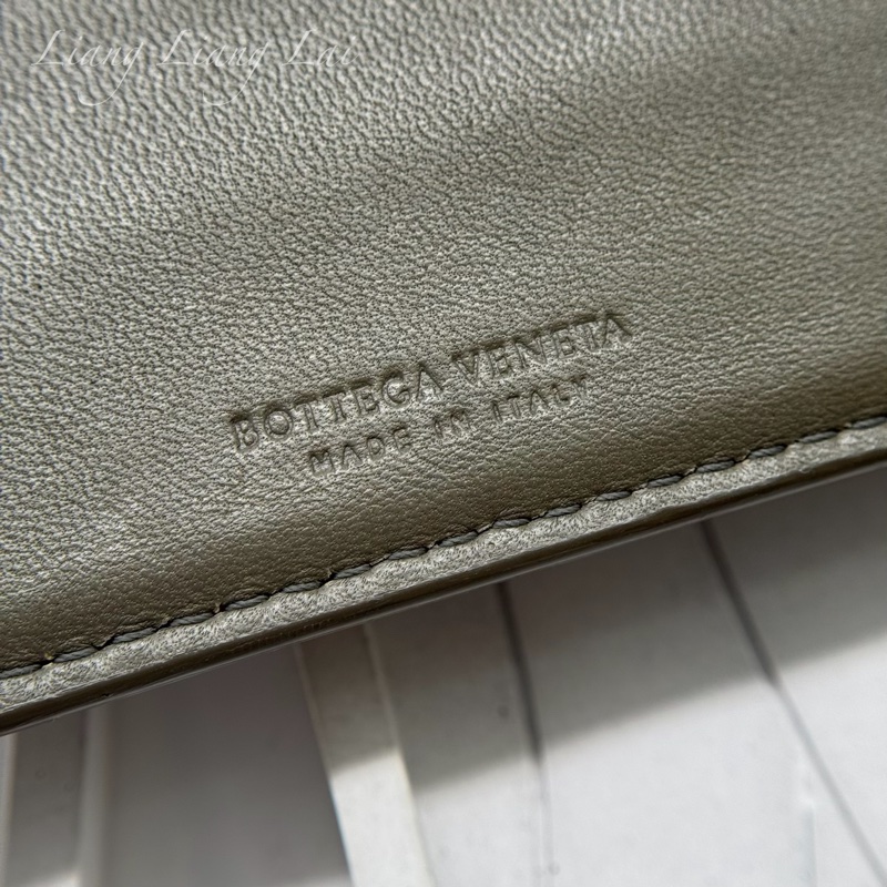 BOTTEGA VENETA BV橄欖綠小羊皮對開短夾-4