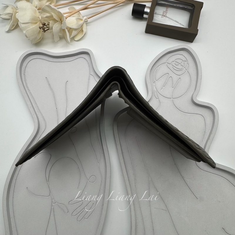 BOTTEGA VENETA BV橄欖綠小羊皮對開短夾-5