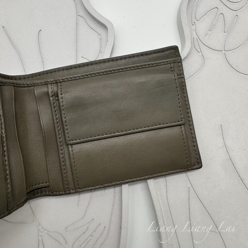 BOTTEGA VENETA BV橄欖綠小羊皮對開短夾-8