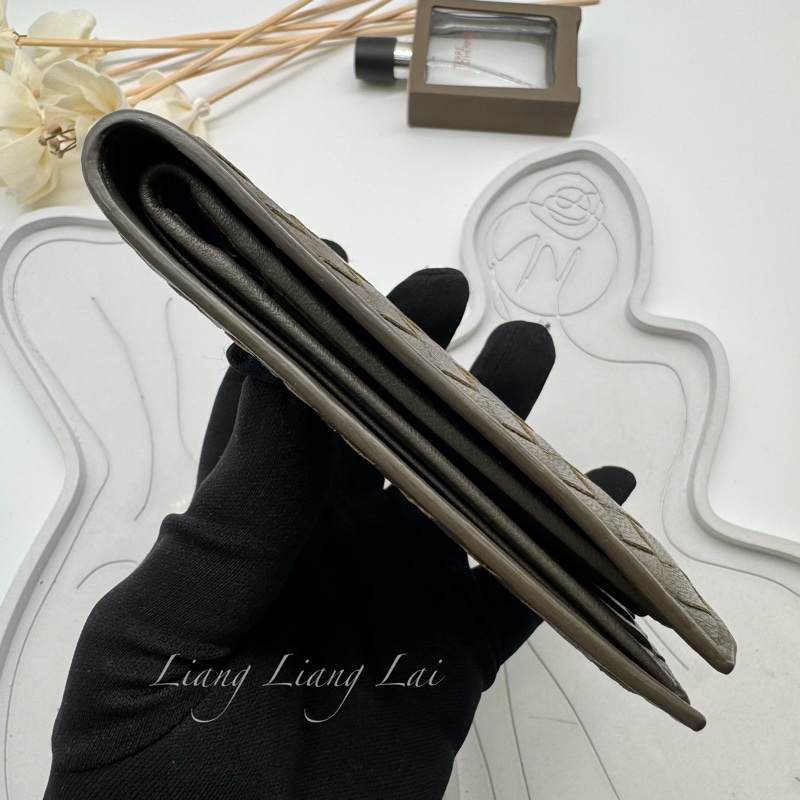 BOTTEGA VENETA BV橄欖綠小羊皮對開短夾-20